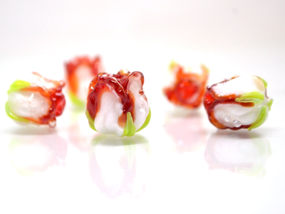 Red white rosebud beads, Red floral lampwork, Lampwork Earrings DIY, Glass rose beads, Spring lampwork, SRA beads, Lampwork pair