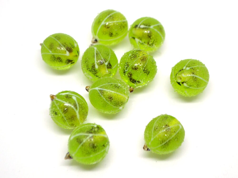 Glass gooseberry beads, Lampwork gooseberry beads, Glass berries, Gardener gift, Fruit sculpture, Forrest berry, Garden berry, Half drilled